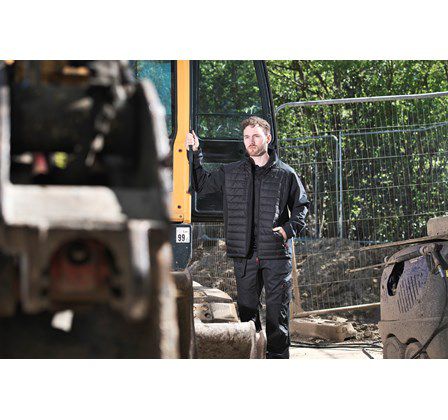 Snape Jacket - Black - Small [src:256-blk_1.jpg@20260928115610]