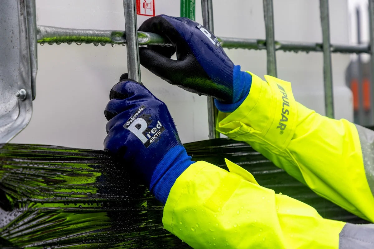 Predator Watersafe Arctic Cut E Gloves [src:arctic4.jpg@20260928132822]
